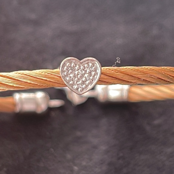 Beautiful cable bracelet with 3 ♥️ 💎 - Picture 2 of 6